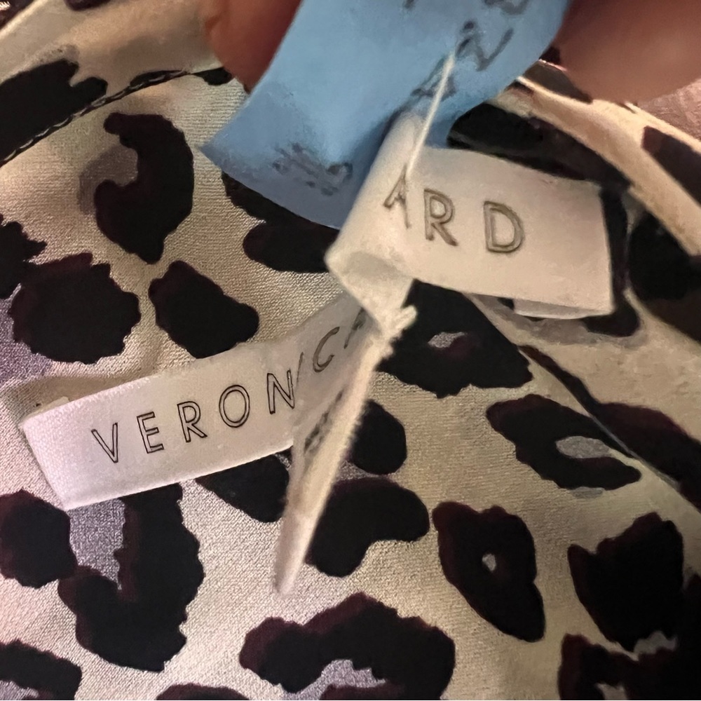 Veronica Beard | 100% silk Harmony Animal-Print Pintucked Blouse, Size 10 EUC​ - Picture 8 of 11